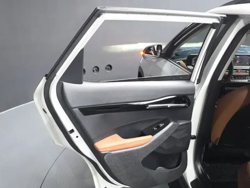 2024 Kia Seltos с пробегом 21 240 км