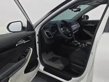 2023 Kia Seltos с пробегом 18 316 км
