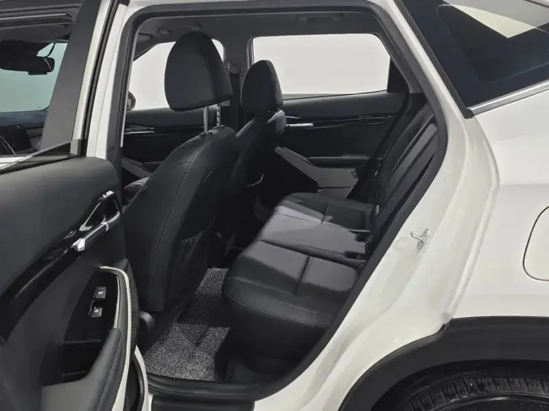 2023 Kia Seltos с пробегом 18 316 км