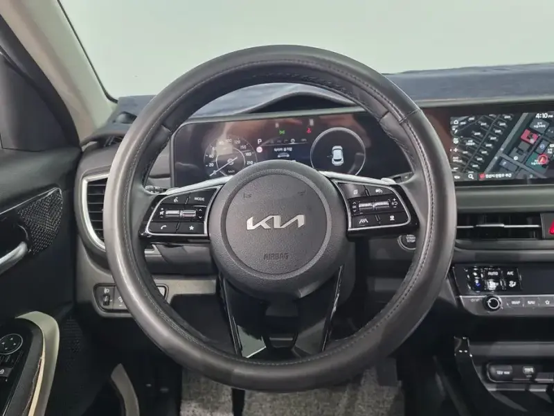 2023 Kia Seltos с пробегом 18 316 км