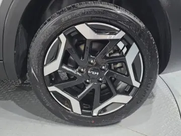2023 Kia Seltos с пробегом 18 316 км