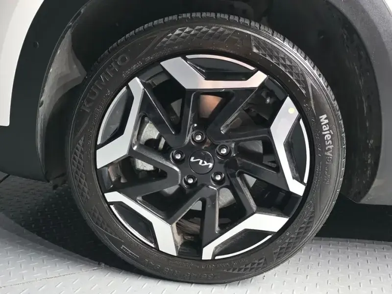 2024 Kia Seltos с пробегом 20 354 км