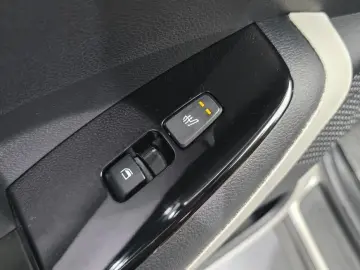 2023 Kia Seltos с пробегом 18 316 км