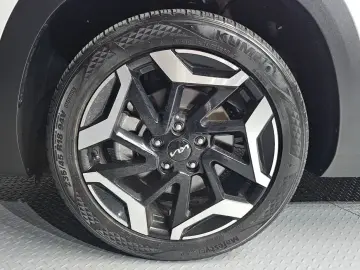 2023 Kia Seltos с пробегом 17 794 км