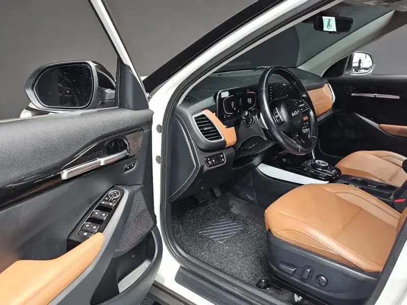 2023 Kia Seltos с пробегом 17 794 км