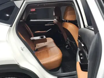 2023 Kia Seltos с пробегом 17 794 км