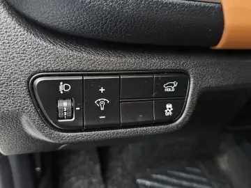 2023 Kia Seltos с пробегом 17 794 км