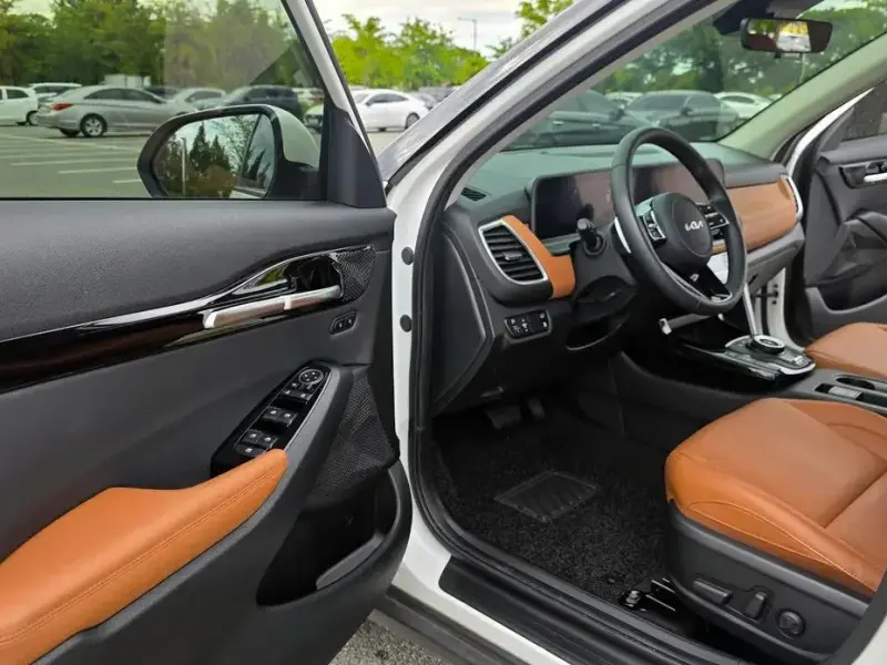 2024 Kia Seltos с пробегом 25 024 км