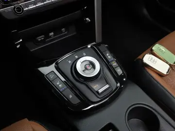 2023 Kia Seltos с пробегом 10 431 км