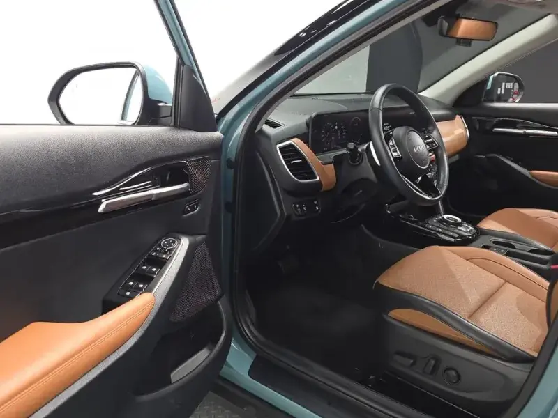 2023 Kia Seltos с пробегом 10 431 км