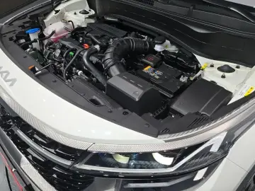 2024 Kia Seltos с пробегом 9 906 км