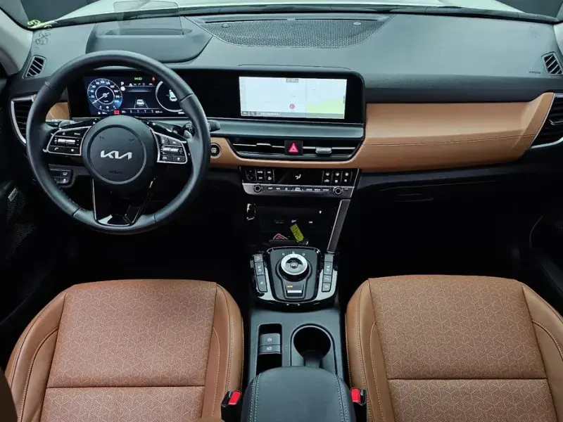 2024 Kia Seltos с пробегом 9 906 км
