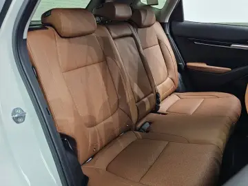 2024 Kia Seltos с пробегом 9 906 км