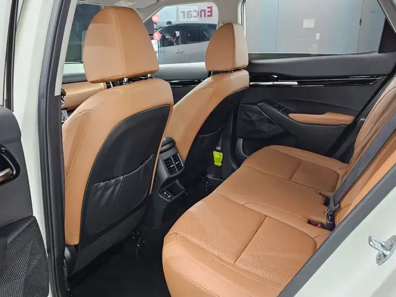 2024 Kia Seltos с пробегом 9 906 км