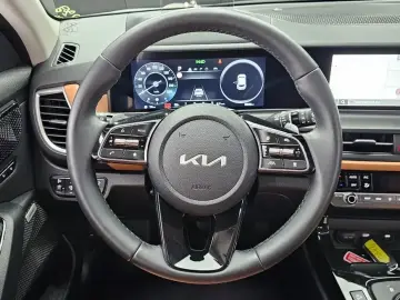 2024 Kia Seltos с пробегом 9 906 км