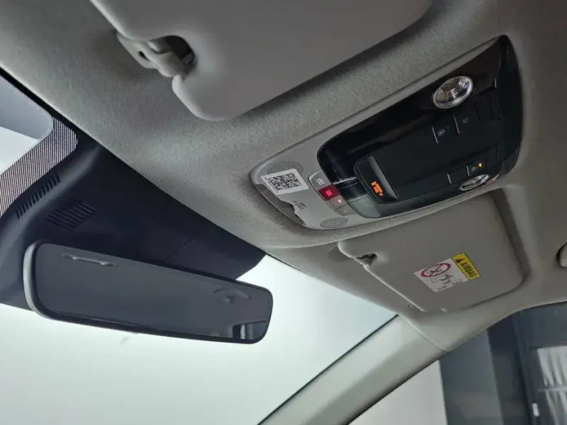2024 Kia Seltos с пробегом 9 906 км
