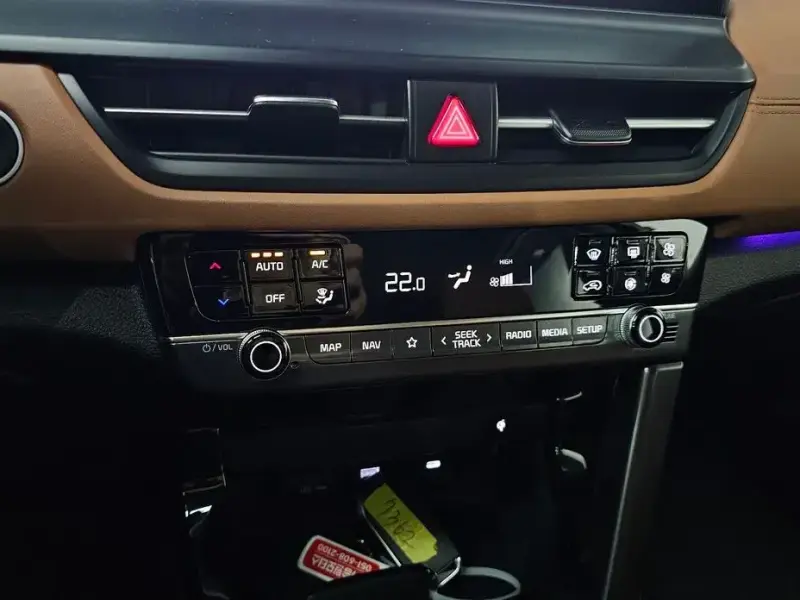 2024 Kia Seltos с пробегом 9 906 км