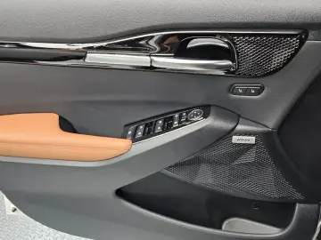 2024 Kia Seltos с пробегом 9 906 км