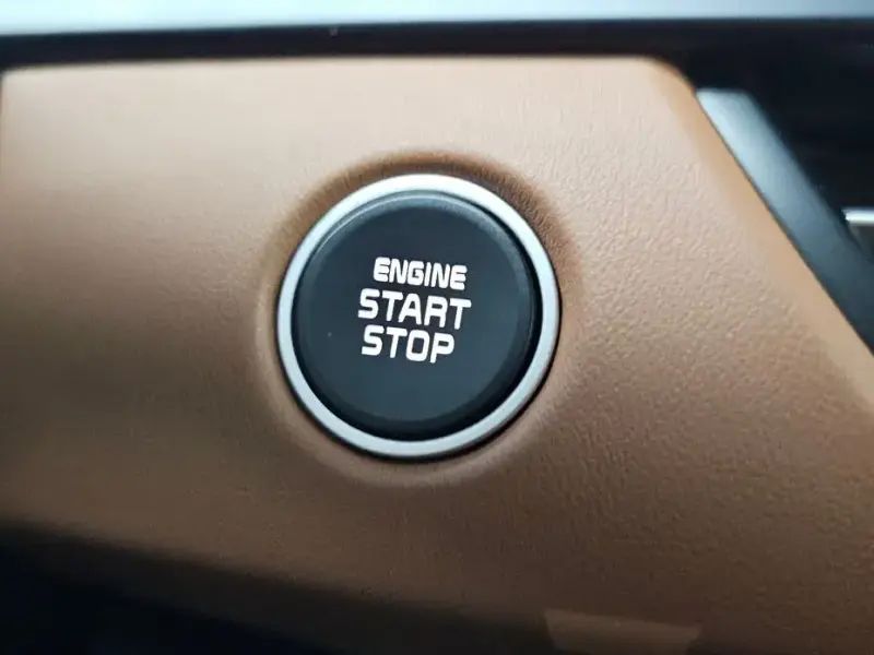 2024 Kia Seltos с пробегом 9 906 км
