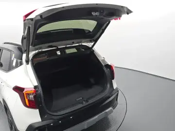 2024 Kia Seltos с пробегом 9 906 км