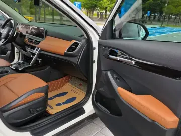 2023 Kia Seltos с пробегом 42 089 км