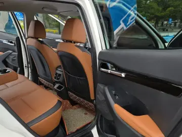 2023 Kia Seltos с пробегом 42 089 км