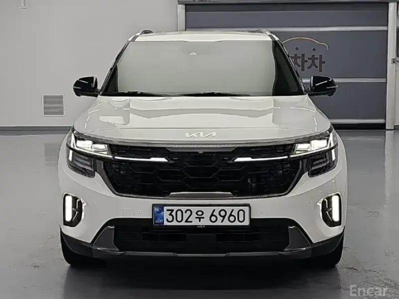 2024 Kia Seltos с пробегом 32 800 км