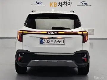 2024 Kia Seltos с пробегом 32 800 км