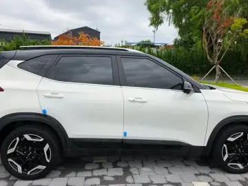 2023 Kia Seltos с пробегом 42 089 км