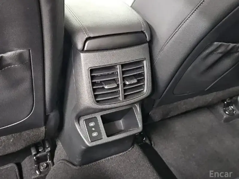 2024 Kia Seltos с пробегом 32 800 км