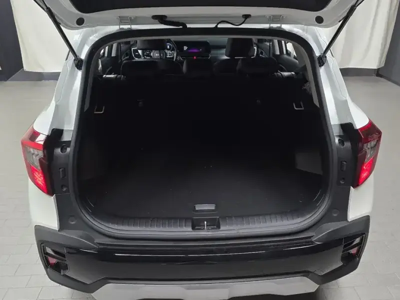 2025 Kia Seltos с пробегом 5 244 км