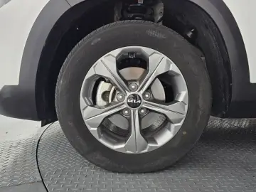 2024 Kia Seltos с пробегом 19 018 км