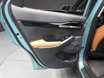 2025 Kia Seltos с пробегом 19 212 км