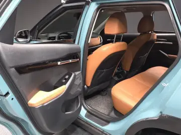 2025 Kia Seltos с пробегом 19 212 км