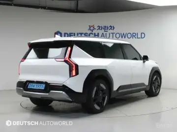 2023 Kia EV9 с пробегом 64 000 км