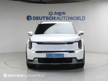 2023 Kia EV9 с пробегом 64 000 км