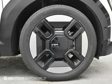 2023 Kia EV9 с пробегом 64 000 км