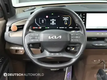 2023 Kia EV9 с пробегом 64 000 км