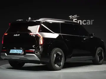2023 Kia EV9 с пробегом 84 951 км