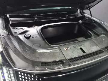 2023 Kia EV9 с пробегом 84 951 км