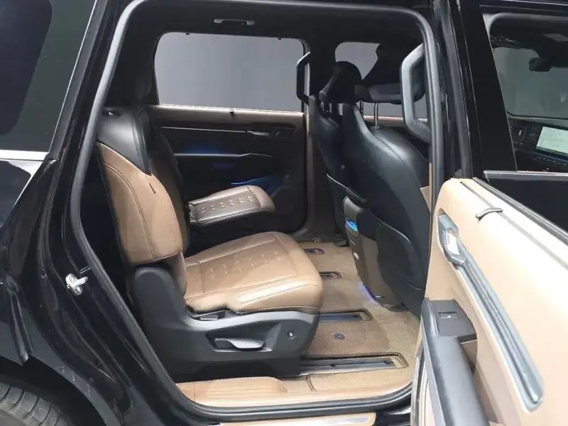 2023 Kia EV9 с пробегом 84 951 км