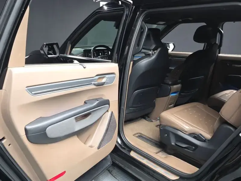 2023 Kia EV9 с пробегом 84 951 км