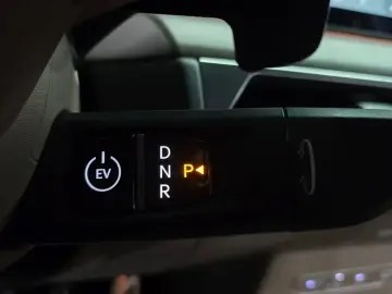 2025 Kia EV9 с пробегом 18 428 км
