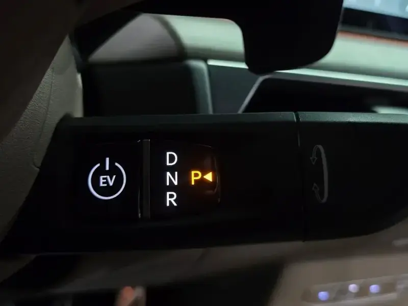 2025 Kia EV9 с пробегом 18 428 км