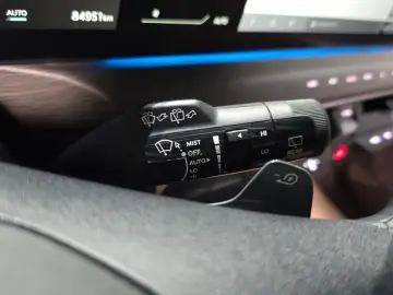 2023 Kia EV9 с пробегом 84 951 км