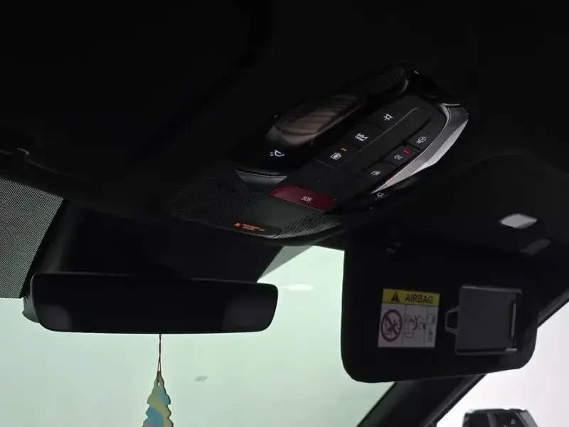 2025 Kia EV9 с пробегом 18 428 км