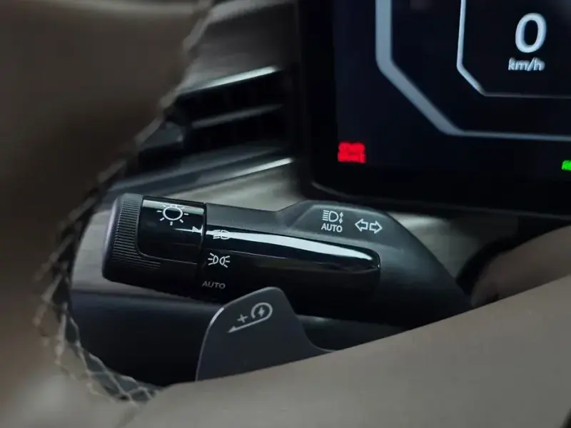 2025 Kia EV9 с пробегом 18 428 км