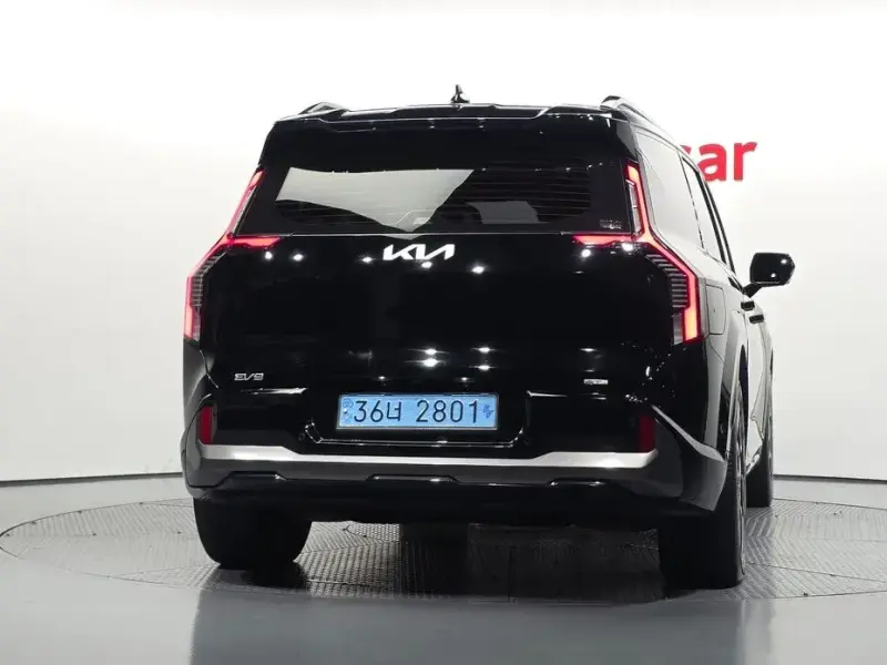 2023 Kia EV9 с пробегом 92 624 км
