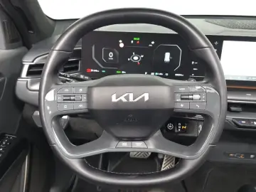 2023 Kia EV9 с пробегом 92 624 км