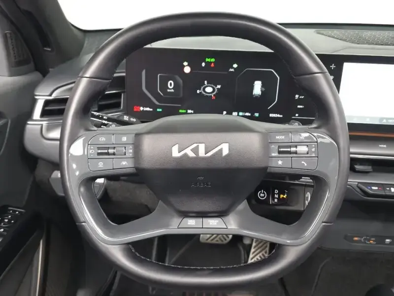 2023 Kia EV9 с пробегом 92 624 км